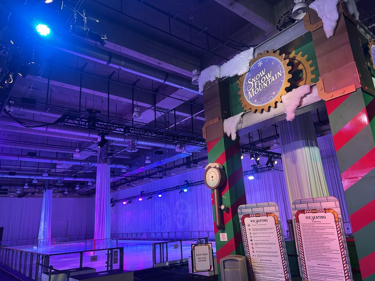 Ice Skating at ICE! Gaylord Texan