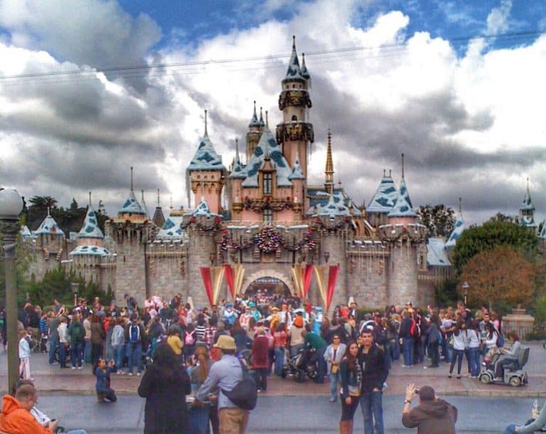 Travel Off-Season For the Best Disneyland Deals 37 Disneyland